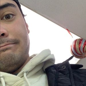 Meet your Posher, Cole